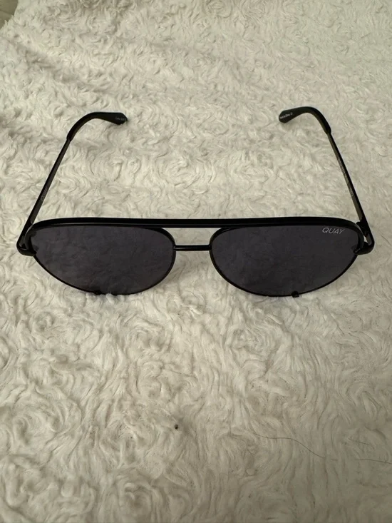 Quay High Key Mini - Picture 2 of 8